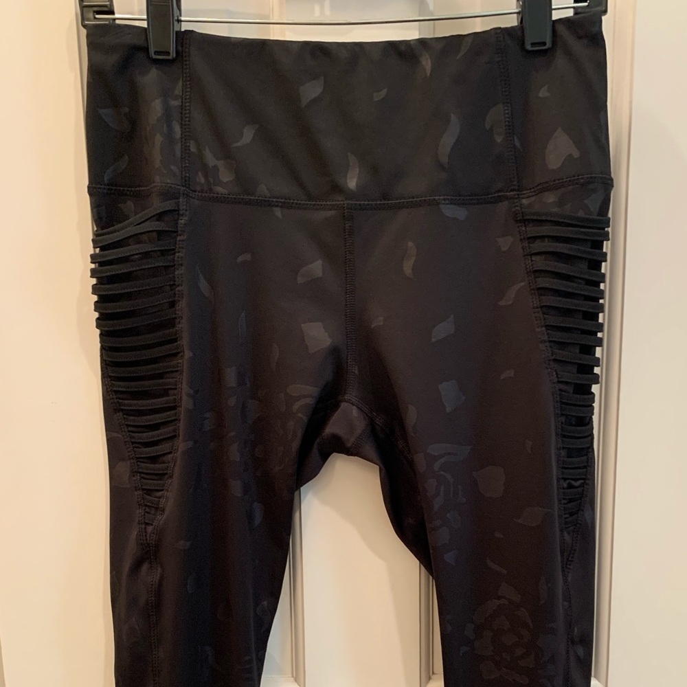 Black 7/8 length leggings